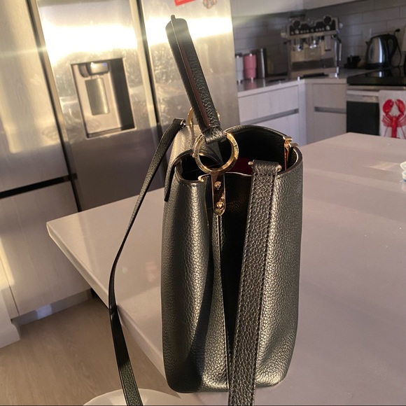 Louis Vuitton black taurillon leather Capucines MM - Picture 10 of 16